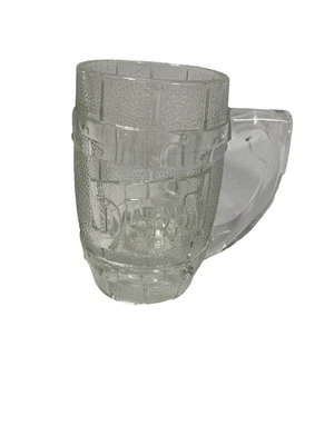 Taza de cerveza más pequeña de vidrio transparente en forma de barril DADs  Foto 1 de 4