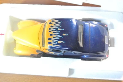 Danbury Mint 1/24 Diecast 1940 Ford Hot Rod - MINT condition - Image 1 of 4