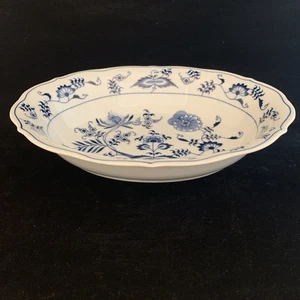 Blue Danube Oval Vegetable Serving Bowl 10" Porcelain Blue Onion Japan Rectangle - Picture 1 of 7