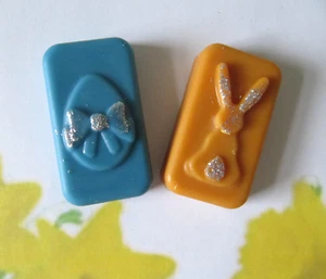 2 cute soy wax melts, Wild Honeysuckle bunny & Bluebell Easter Egg 40g pack - Picture 1 of 4
