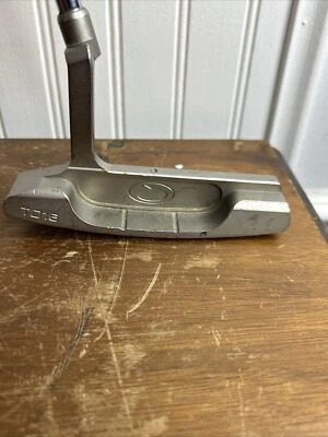 Tear Drop Roll Face TD16 Right Handed 34” Blade Putter With Royal Grip - Image 1 of 4