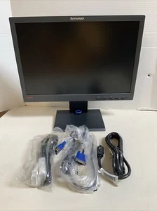 Lenovo LT1952p Widescreen 19" LCD Monitor VGA DVI DP LT1952pwD 2448-MB6 - Picture 1 of 6