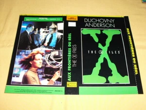 JAQUETTE VHS "X-Files : Aux frontières du réel" David Duchovny Gillian Anderson - Picture 1 of 1