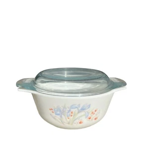 Vintage Pyrex England BLUE IRIS Motif White Covered Casserole Dish Clear Lid 6in - Picture 1 of 15