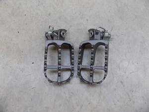 Yamaha YZ250x Footpegs Pegs Set 250 x 2024 New #3 - Picture 1 of 4