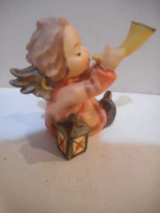 Hummel 359 - Tuneful Angel TMK-6 Crazing on base 240010 - Imagen 1 de 5