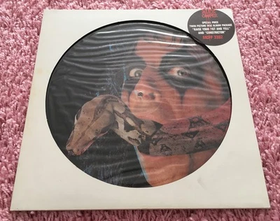 Alice Cooper - Constrictor / Raise Your Fist And Yell (LP, Comp, Pic) - 36198449 - Image 1 of 4