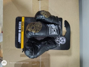 boxing glove punch key rings - Picture 1 of 1