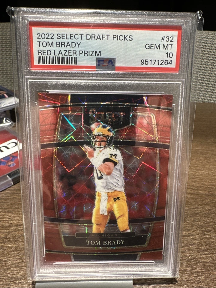 2022 PANINI SELECT DRAFT PICKS RED LAZER PRIZM #32 TOM BRADY PSA 10 - Image 1 of 2