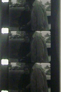 HEIMFILM KURZCLIP 16 MM FILM FILM GEROLLT KEINE ROLLE Z141 - Bild 1 von 12