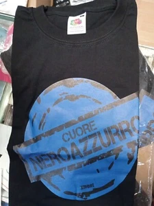 T-SHIRT FRUIT OF THE LOOM CUORE NEROAZZURRO TG. XL adulto - Foto 1 di 1