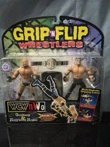 Hollywood Hulk Hogan & Goldberg WCW nWo Grip 'N Flip Wrestlers Figure 1999 Biz - Picture 1 of 3