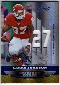 Camiseta deportiva Larry Johnson 2008 Absolute Memorabilia Gridiron Force tarjeta automática 3/25 - Imagen 1 de 2