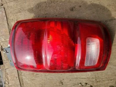 1997 FORD EXPEDITION RIGHT TAIL LIGHT 39819 - Image 1 of 2