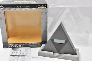The Legend of Zelda TRIFORCE Clock BANDAI SPIRITS Ichiban Kuji Last One ver. - Picture 1 of 24