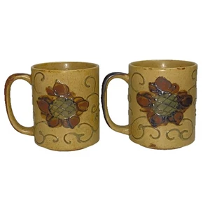 Juego de 2 tazas moteadas de gres artístico de estudio vintage de los años 70 con motivo floral y de desplazamiento - Imagen 1 de 6