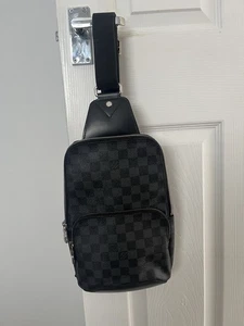 Authentic Louis Vuitton Avenue Leather Sling Bag - Picture 1 of 23