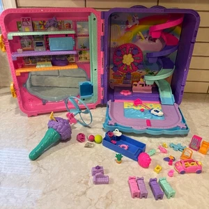 Polly Pocket parc d'attractions piscine jeu étui de transport + accessoires - Photo 1/12