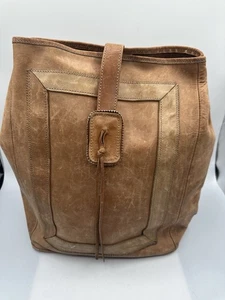 Vintage Latin Quarter Leathers Natural Leather Barrel Backpack Bag - Picture 1 of 13