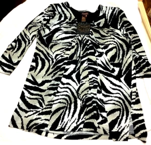 Multiples Women's Sz L Animal Print 3/4 Sleeve V-Neck Embellished Blouse/Top - Picture 1 of 3