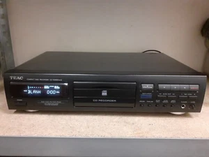 registratore masterizzatore cd audio Teac Rw890 MkII perfetto ! - Foto 1 di 7