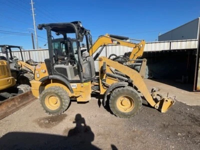 2022 Caterpillar 903D Wheel Loader - Image 1 of 4