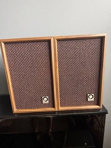 VTG PANASONIC SB-621 Wood Speakers 8 Ohm - 18" X 11.5" X 5.25" See Pics For Cond - Picture 1 of 9