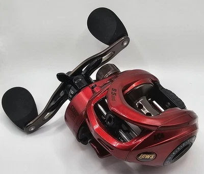 Lew’s Hyperspeed Freshwater Baitcasting Fishing Reel LFS HS1-9.5, 10BB, 9.5:1 - Image 1 of 4