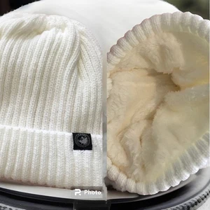 Canada Weather Gear Mütze weiß Fell gefüttert Beanie Strickmütze Neu! Herren oder Damen ��Neu mit Etikett - Bild 1 von 3