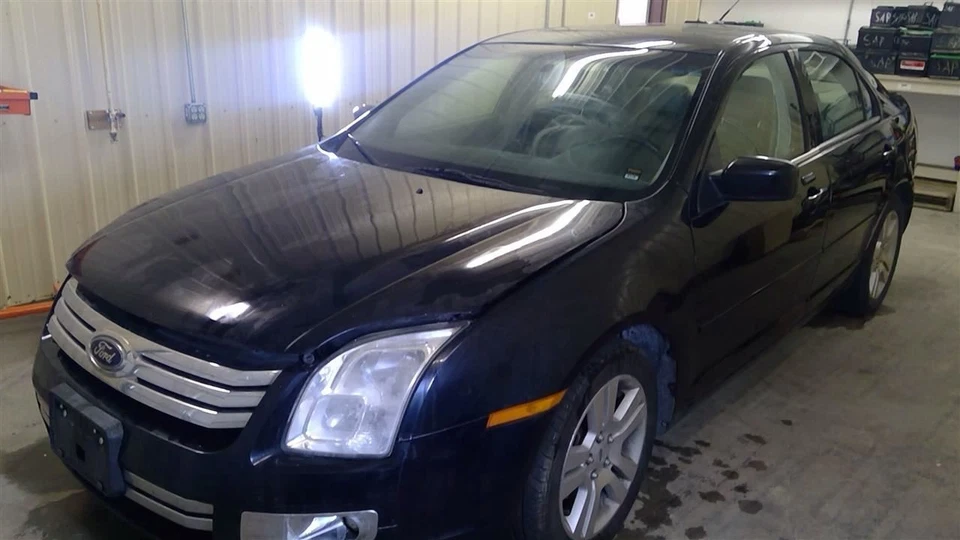 Ford Fusion 2008 Grille Front 7648 Foto 1 de 4