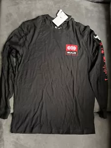 Nike Chicago Bulls Essential NBA Men's Long Sleeve Size L NEW - Picture 1 of 3