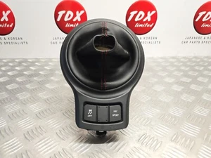 TOYOTA GT86 / BRZ 2012-2020 PALANCA DE CAMBIOS NEGRO ENVOLVENTE + VSC SWICHES S22005380 - Imagen 1 de 9