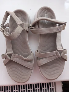 Ladies beige sandals from Skechers GOGA MAX size 39=6 - Picture 1 of 1