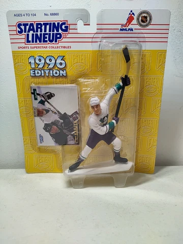1996 Starting Lineup NHL Paul Kariya Anaheim Mighty Ducks Sealed kenner Cover