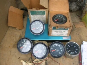 Motorola 12AT03 Tachometer - Picture 1 of 3