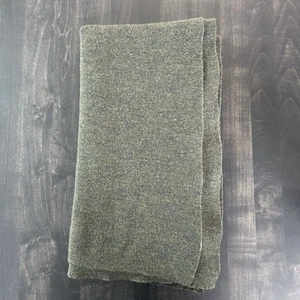 Banana Republic 100% Merino Wool Scarf Made in Hong Kong Army/Olive Green 58x16” - Picture 1 of 4
