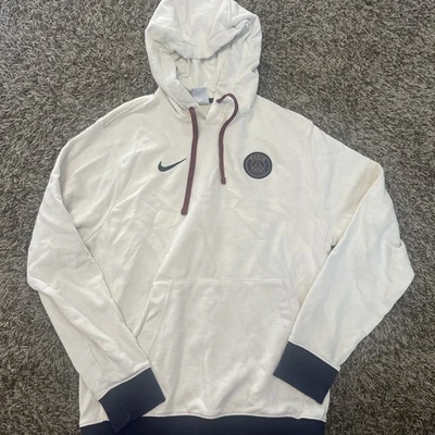 Sudadera con capucha de fútbol pequeña Nike Paris Saint-Germain PSG Club polar para hombre DV4963-113 $80 Foto 1 de 4