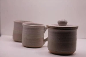 5Pc Hand Crafter Pottery Cups, creamer, Sugar Bowl with lid - Picture 1 of 12