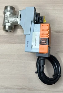 Belimo LR24A-SR Ventilenantrieb mit Ventil Kugelhahn - Bild 1 von 5