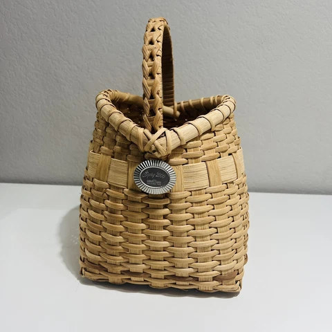 Bath & Body Works Spring Wicker Basket with Handle 2000 Vintage Home Decor Brand Cover
