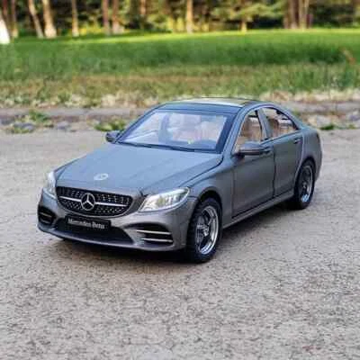 1:32 Benz C260L Alloy Car Model Exquisite Diecasts Toy Vehicles Sound Light - Image 1 of 4