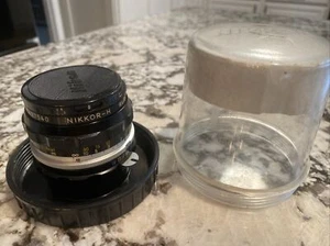 Nikon Nikkor-H Auto 28mm f/3.5 Camera Lens in Case - Picture 1 of 10