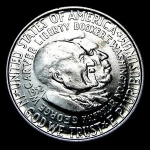 1952 Washington-Carver Commemorative Silver Half Dollar -Stunning Coin- #461I - Picture 1 of 2