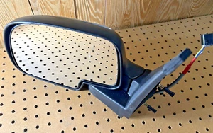 Sistema de ajuste de espejo retrovisor lateral izquierdo cromado 99-02 GM Chevy #10294 (CPOB) / OEM 15172247 - Imagen 1 de 4