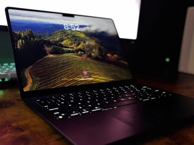 Macbookair Midnight M3 16 Gb 512gb 13 In Laptop (BasicallyNew) - Image 1 of 4