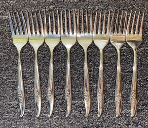 Set (8) Oneida Nobility Silverplate Salad Forks 6.75” Long - Picture 1 of 5