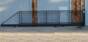 6,0x1,8 Meter L RAL7016 Schiebetor Hoftor freitragend E-Antrieb SOFORT verfügbar - Bild 1 von 13