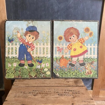 "Juego de 15"" litografía madera cuadros colgantes Lyn Garden Raggedy Ann & Andy" Foto 1 de 4