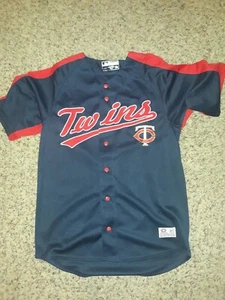 Minnesota Twins Button Up Jersey True Fan MLB Genuine Merchandise Medium Men's - Picture 1 of 3