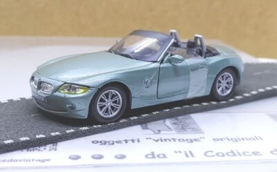 HONGWELL scala 1:43 B.M.W. Z4 acqua marina metal, due apeture, die-cast - Immagine 1 di 4